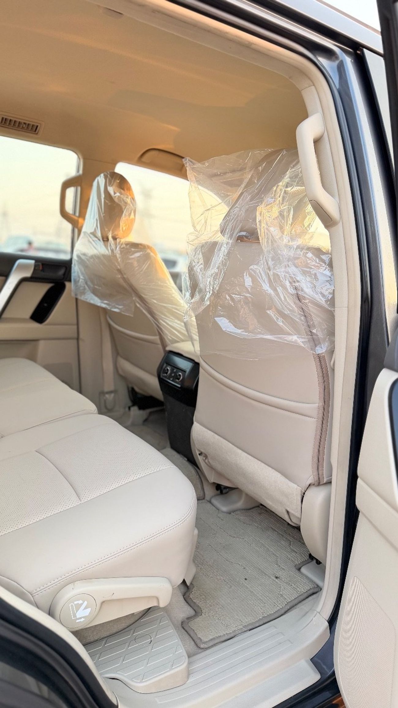 تويوتا برادو TX-L Top 2.7L