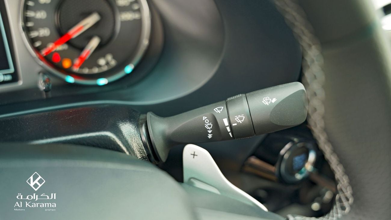 تويوتا هيلوكس محرك V6 | كامل المواصفات | كاميرا 360 درجة | مبدلات سرعة يدوية | هيكل عريض | لون أسود أنيق |