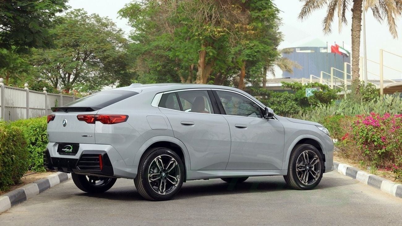 BMW X2 ( Only For Export ) 2026 BMW X2 SDRIVE 25i M 2.0T FWD BRAND NEW