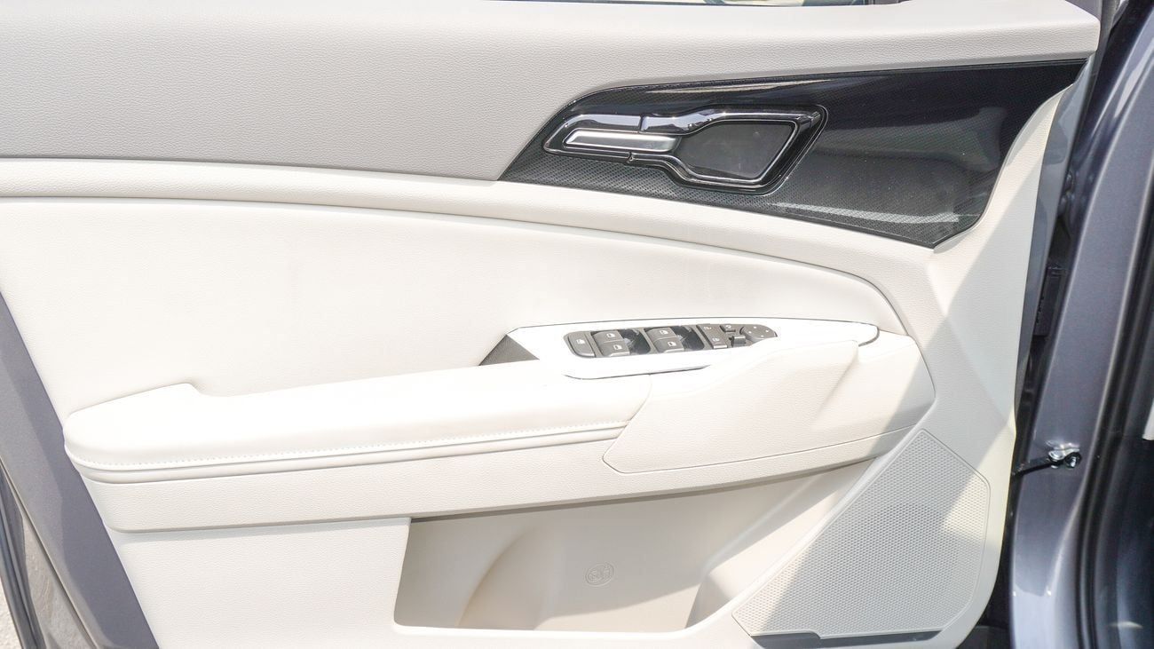 Kia Sportage Brand New Kia Sportage 2025 Export 1.5L 2WD Petrol|Grey/Beige|N-KIA-SPO-2WD-25|