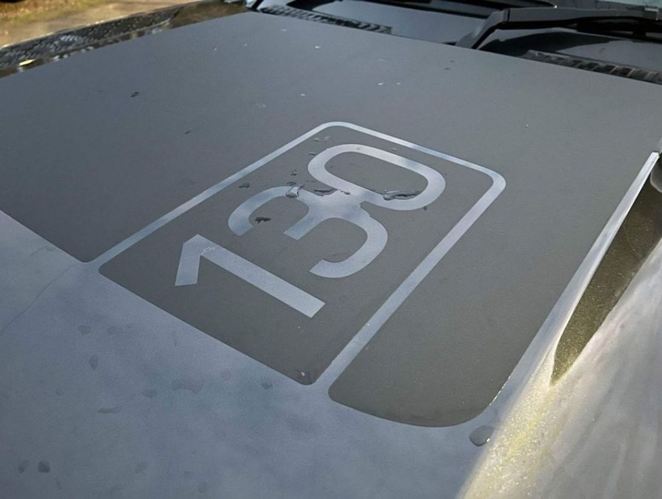 Land Rover Defender 130 3.0 P400 MHEV X RHD