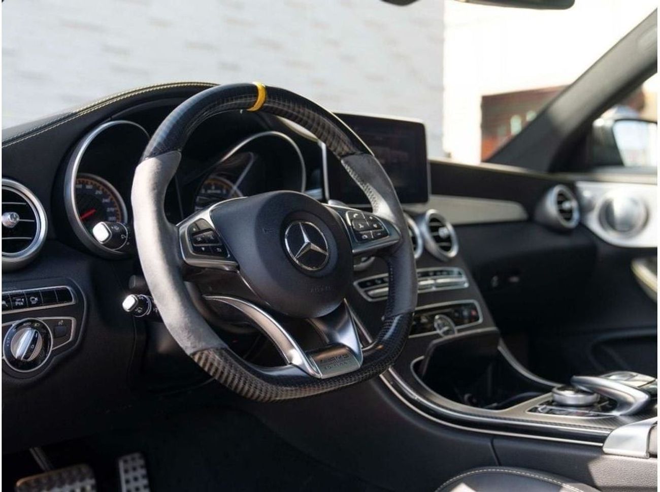 Mercedes-Benz C 63S AMG Std 4.0L (4 Seater)