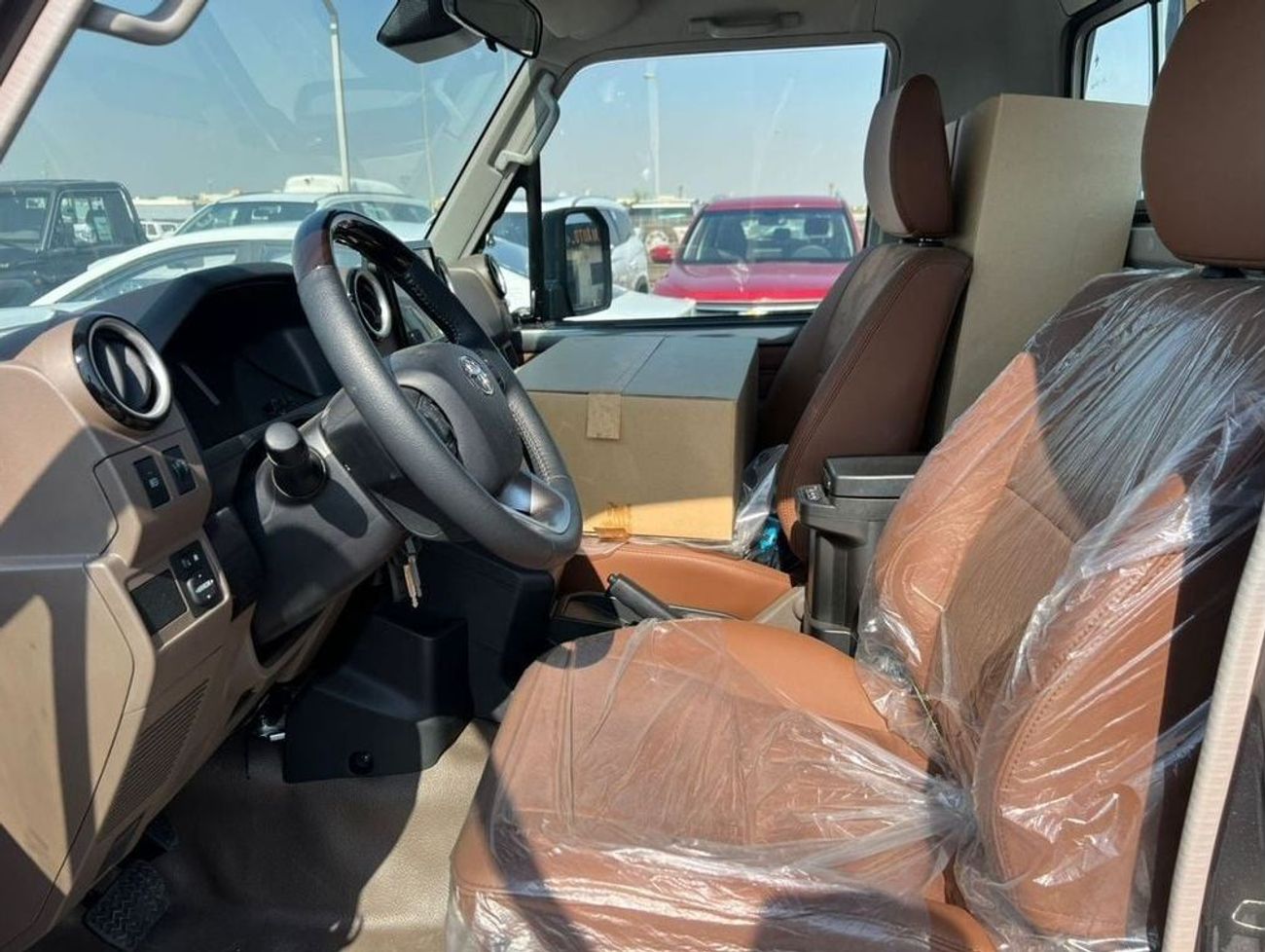 تويوتا لاند كروزر بيك آب TOYOTA LAND CRUISER (70 SERIES) (GRJ79) 4.0L Pick-up 4WD