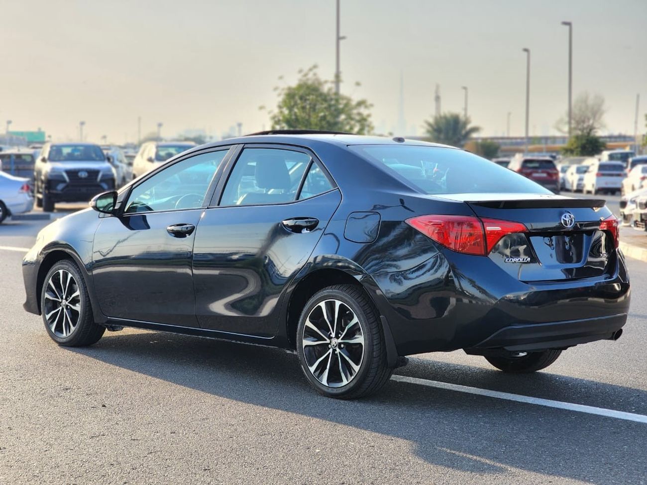 Toyota Corolla TOYOTA COROLLA XSE 2018 FULL OPTION