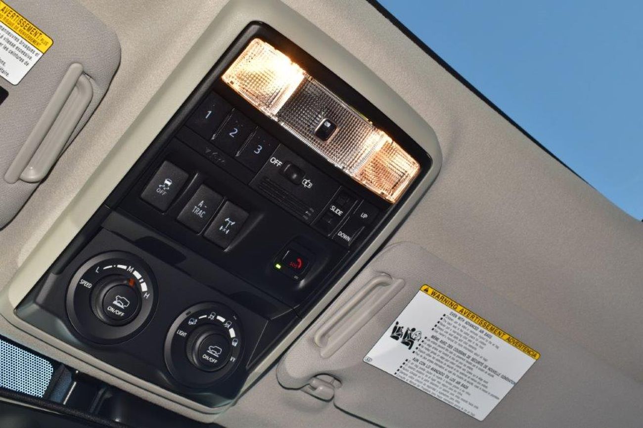 Toyota 4Runner TRD OFF ROAD V6 4.0L  Petrol 4wd Automatic