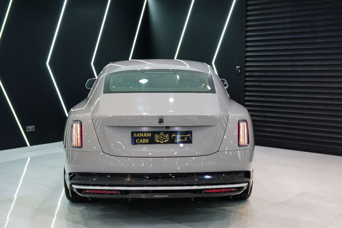 Rolls-Royce Spectre Coupe Two-Tone Interior, Bespoke Audio, Illuminated Grille, Dealer Warr + Serv!!