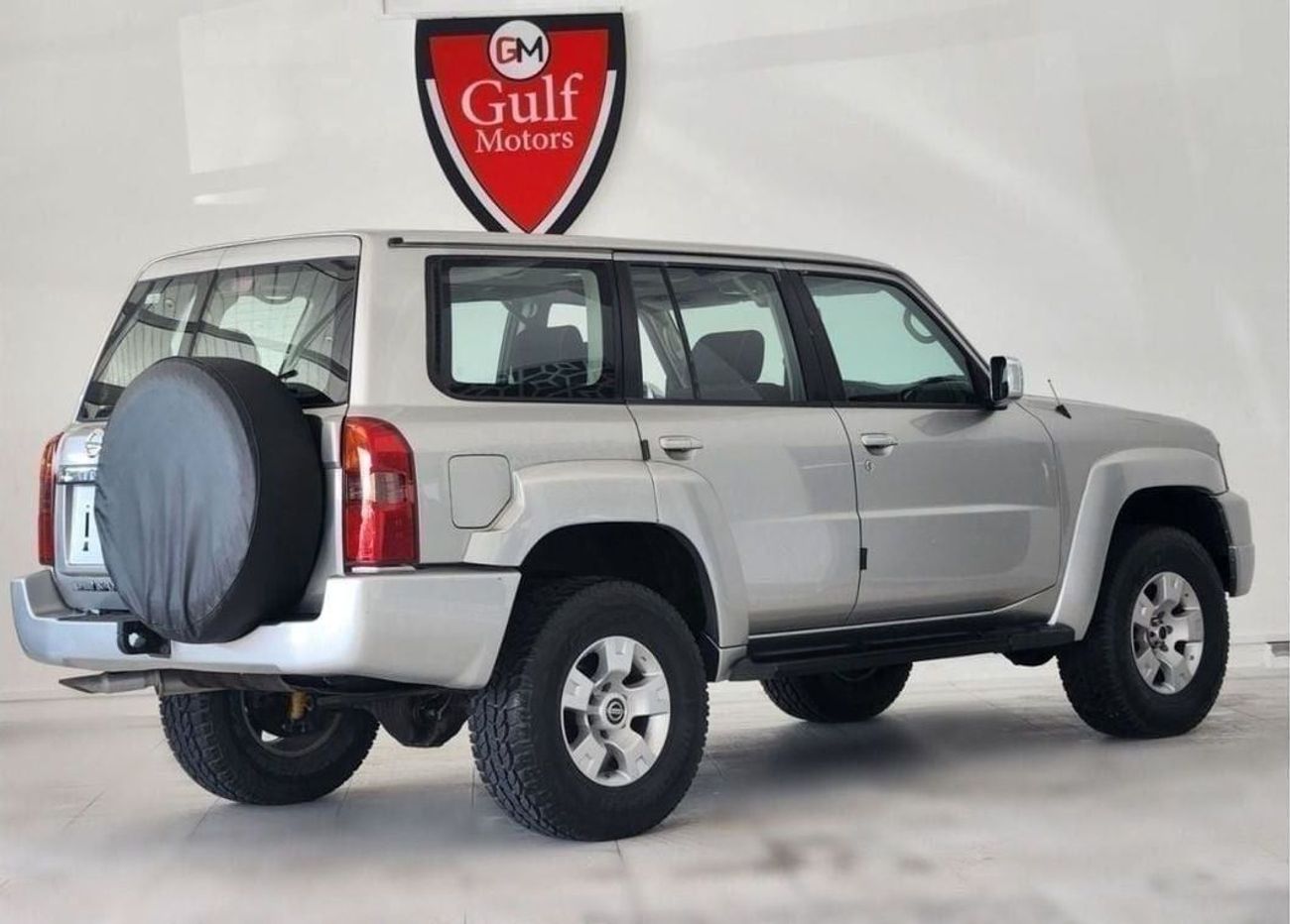 نيسان باترول سوبر سفاري Manual transmission - original paint