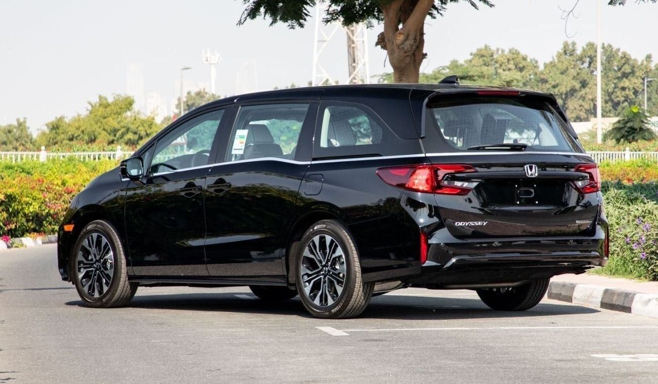 هوندا أوديسي Touring GCC/2025/3 years warranty. For Local Registration +10%