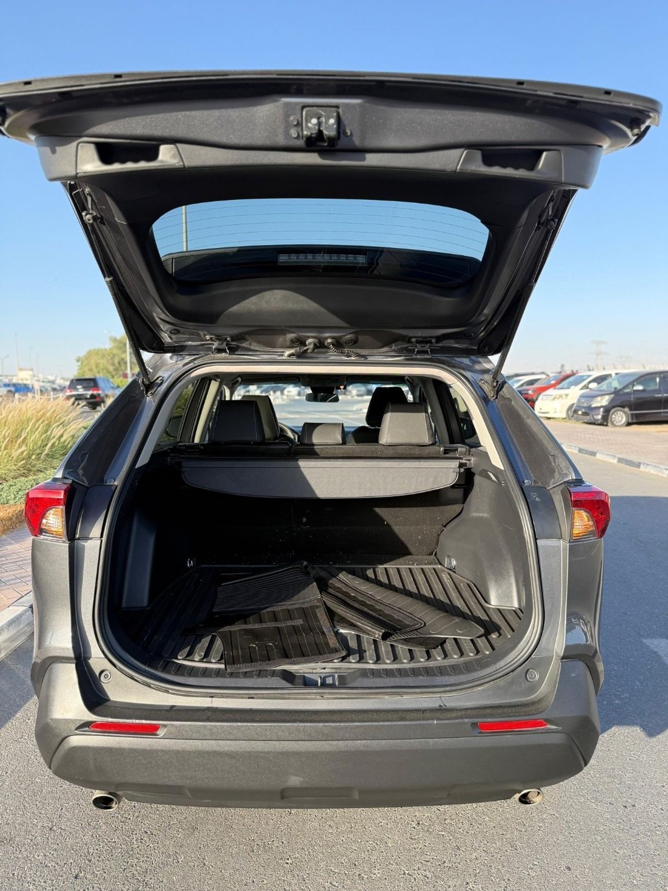 تويوتا راف ٤ 4WD 2022