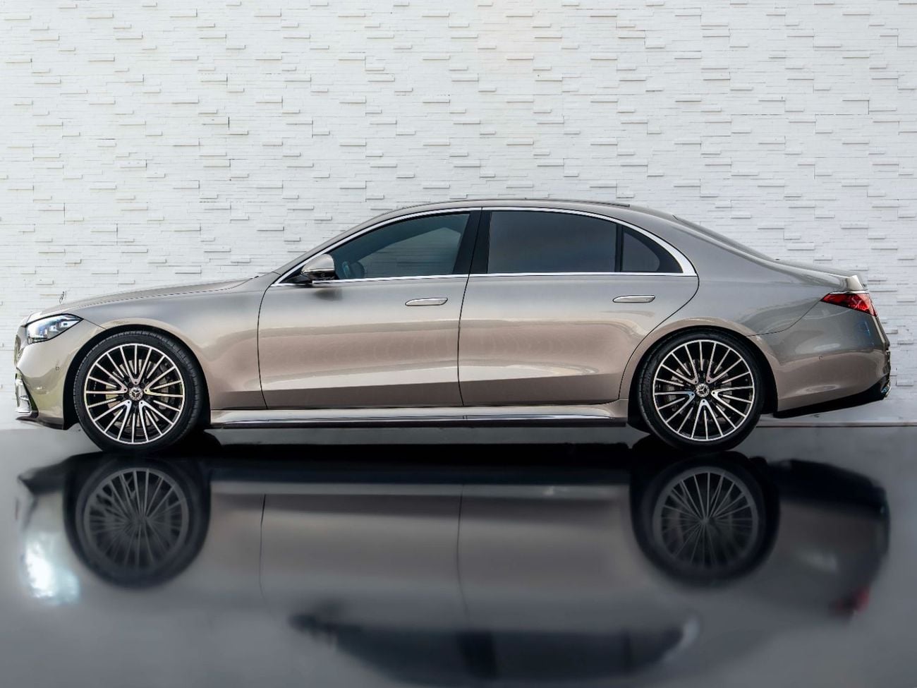 مرسيدس بنز S 500 4MATIC L