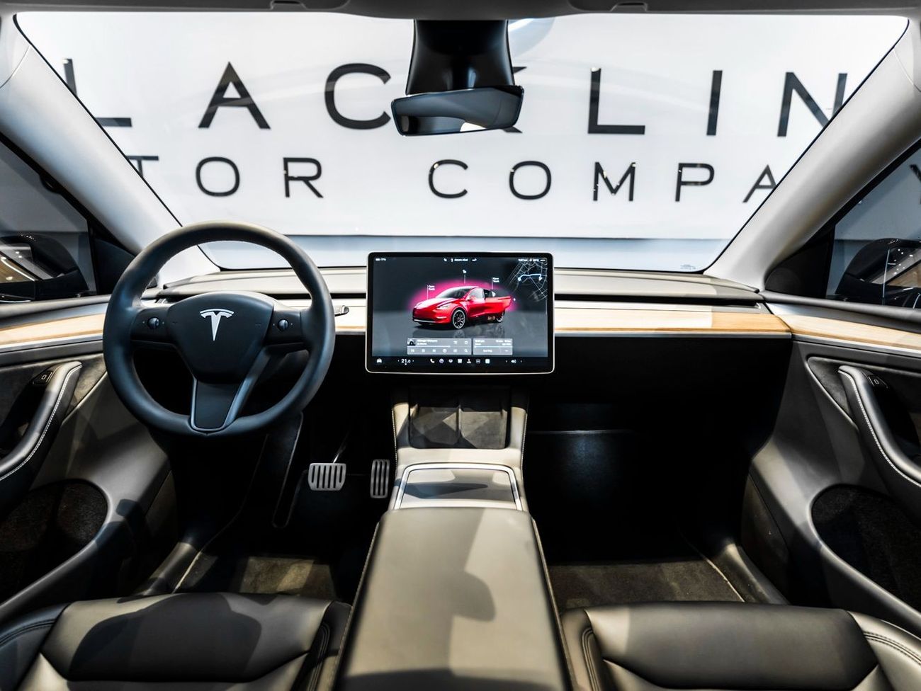 Tesla Model Y 2024 Tesla Model Y Performance, 2027 Tesla Warranty, 2031 Battery Warranty, Low KMs, GCC