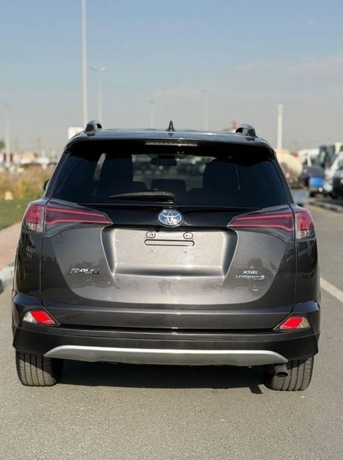 Toyota RAV4 Hybrid TOYOTA RAV4 SE Full Option