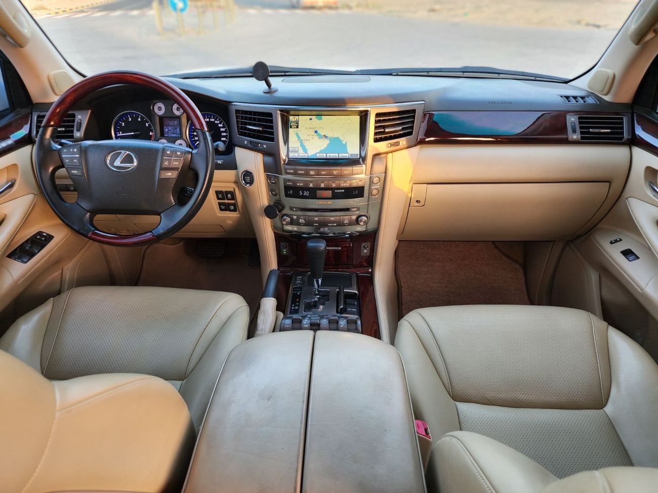 Lexus LX 570 Platinum 5.7L