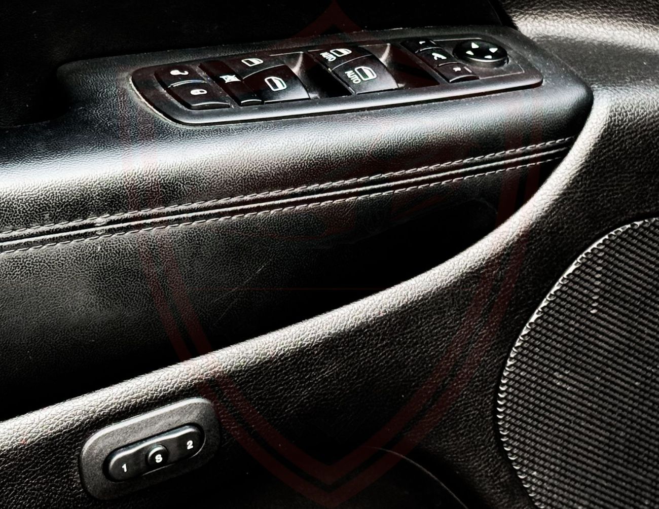 Jeep Grand Cherokee Limited 3.6L Jeep Grand Cherokee | 3.6 L | 2021 | GCC | Accident-Free |  In Excellent Condition | 13