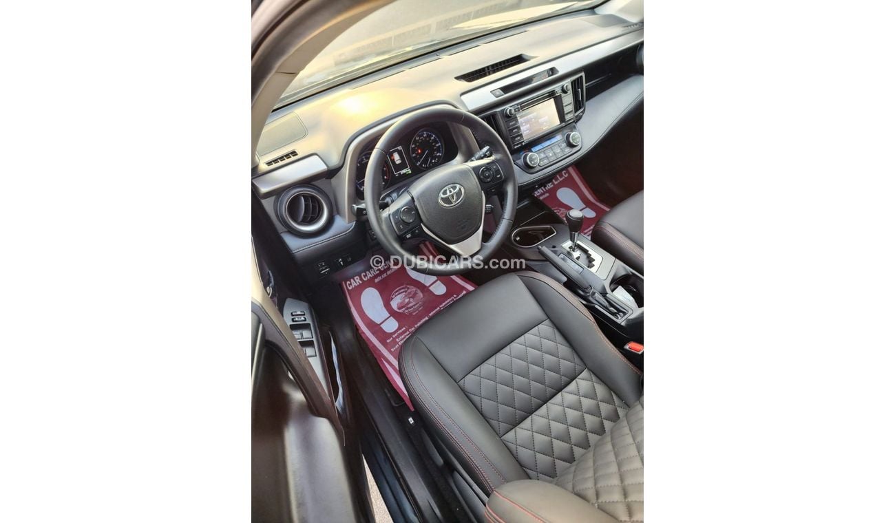 Toyota RAV4 Toyota Rav4 xle full option 2018 model