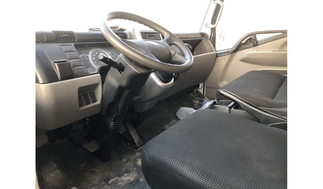 Mitsubishi Canter Mitsubishi Canter Pick up s/c ,model:2017. Excellent Condition