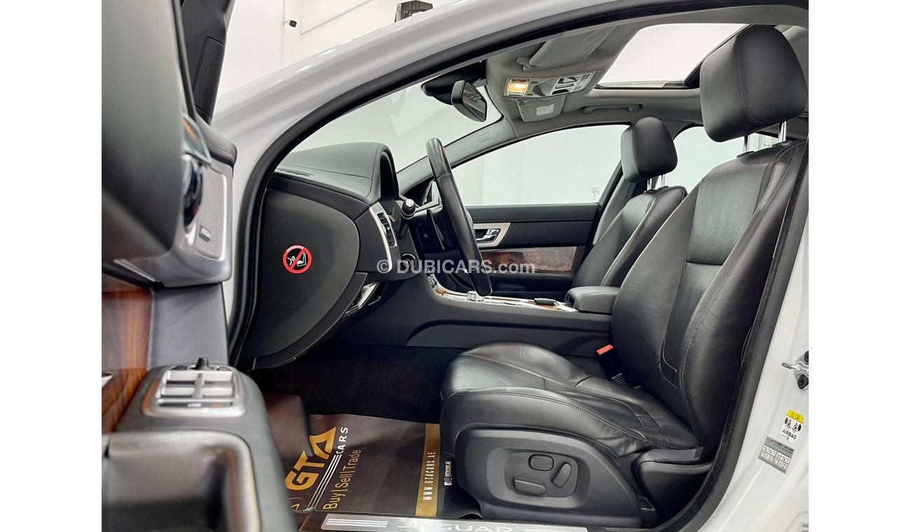 Jaguar XF Premium Luxury 2015 Jaguar XF 3.0 SC, Full Service History, GCC