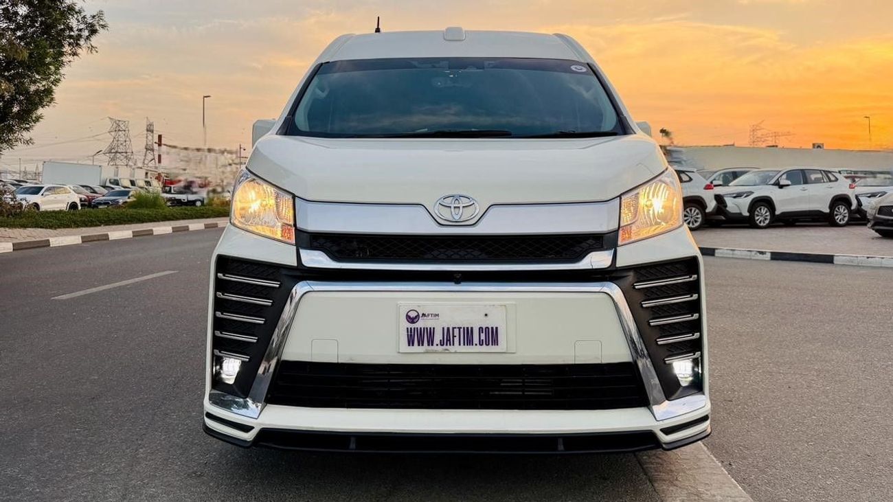 Toyota Hiace 13 SEATER | 2WD | AUTOMATIC TRANSMISISON | 2.8L DIESEL ENGINE | 2024 | RHD