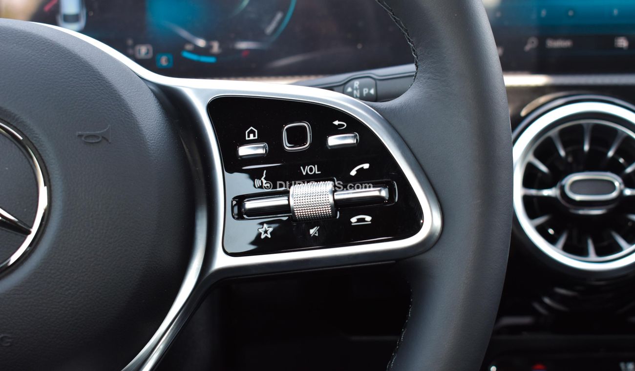 Mercedes-Benz CLA 200 | Progressive | 2022 | Brand New