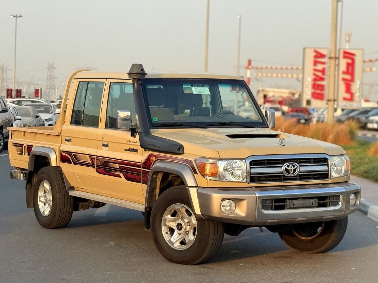 تويوتا لاند كروزر بيك آب Toyota landcuriser pickup Double Cabin 4.5L Years Diesel 8 cylinder Left hand drive