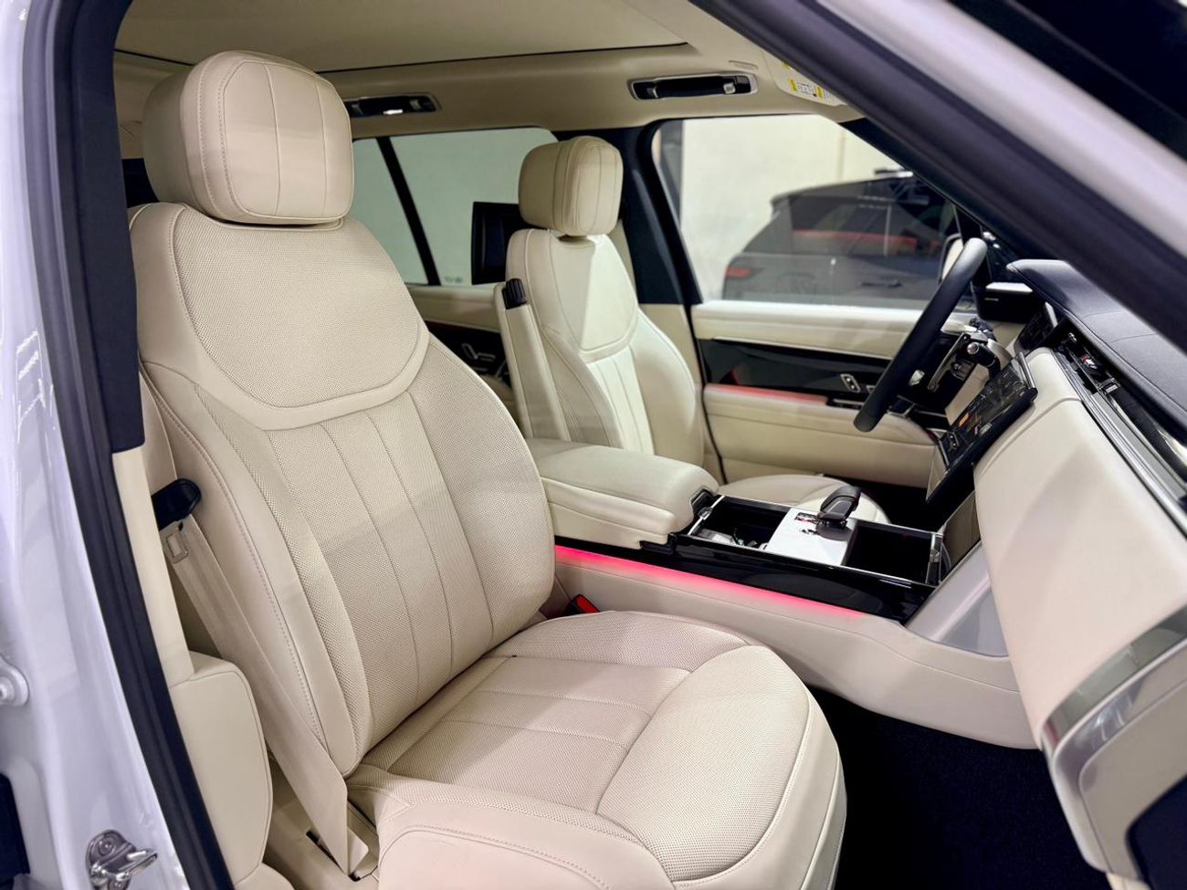 لاند روفر رينج روفر VOGUE SE P400  2025