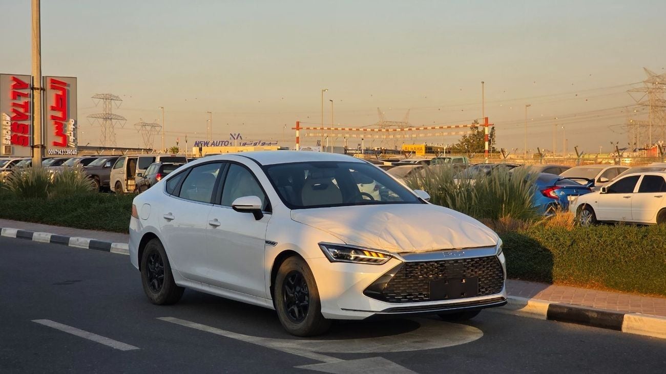 BYD QIN PLUS STD 2025 GCC BYD QIN PLUS PHEV 1.5L WHITE