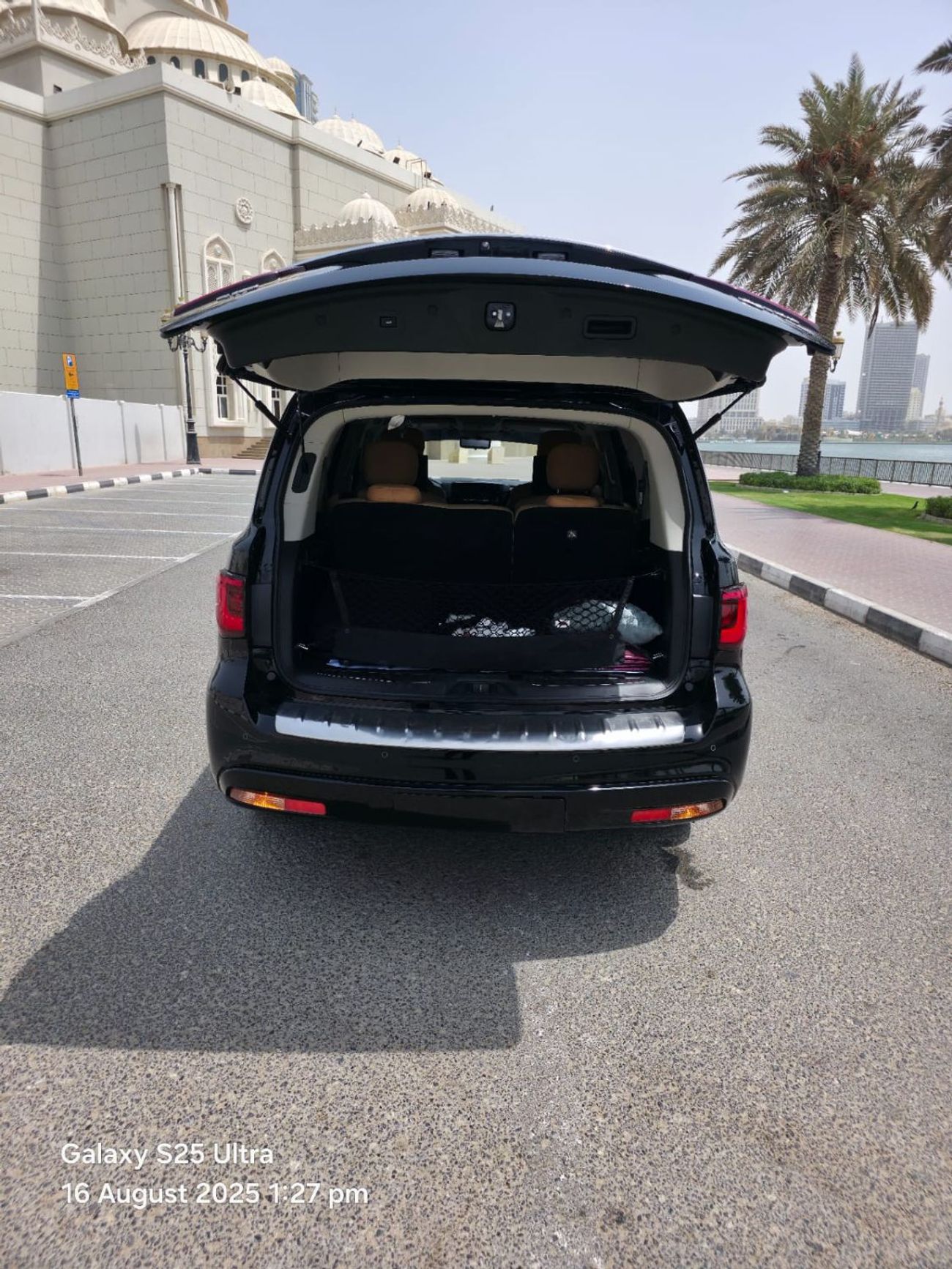 إنفينيتي QX80 Luxe 7st 5.6L