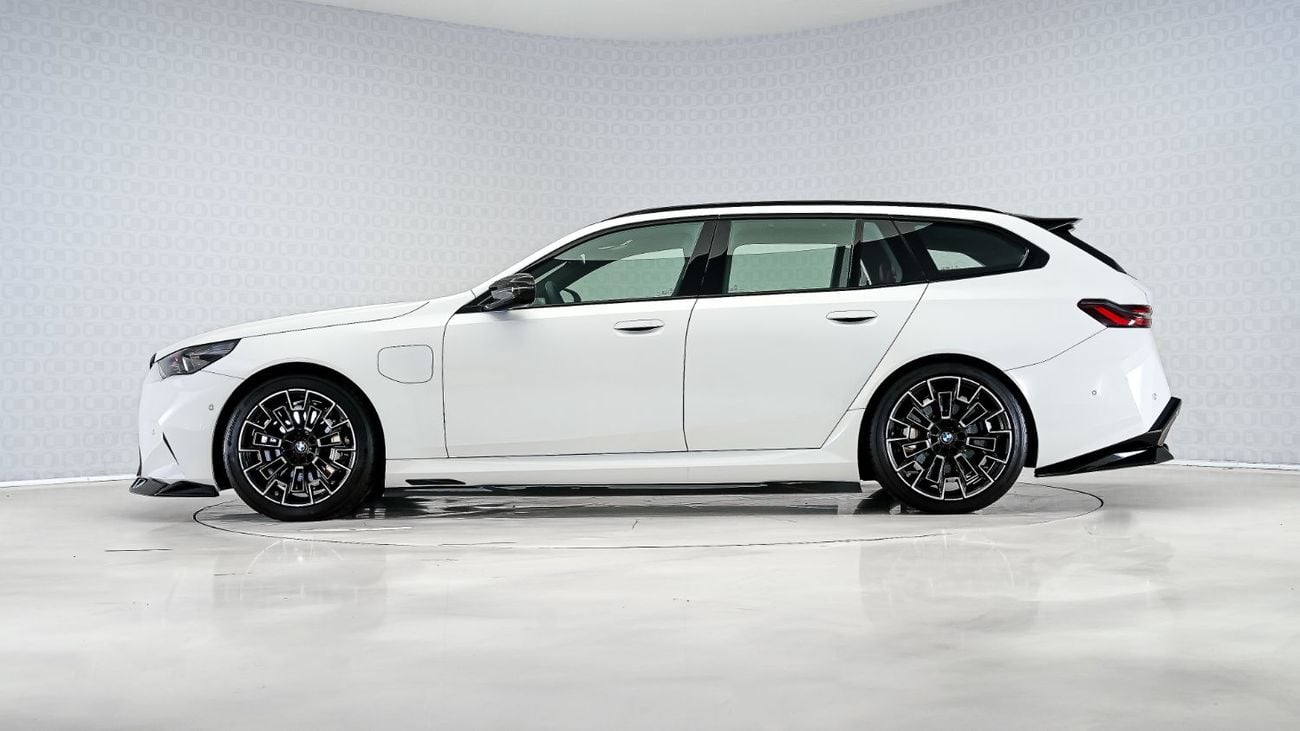 BMW M5 UAE's Very Best Example | AED 8,037 Per Month