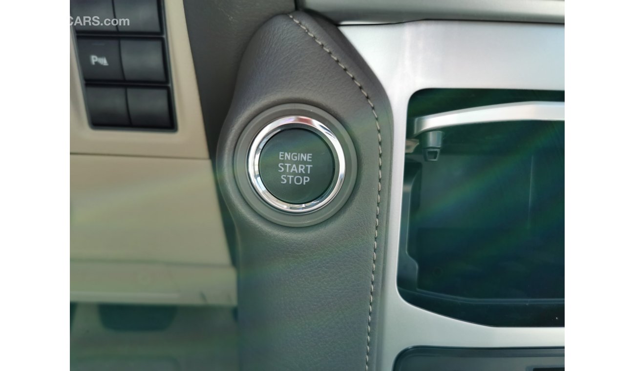 Toyota Prado VX 3.0L, 18" Alloy Rims, Push Start, Dual Front Airbags Package, AUX/USB Input Socket, LOT-TPVXG
