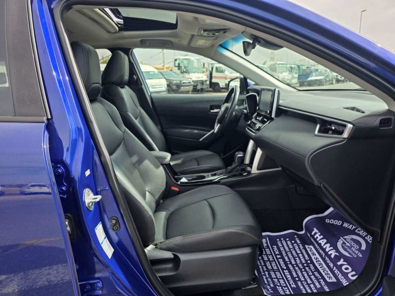 تويوتا كورولا كروس 2.0L XLE (AWD)