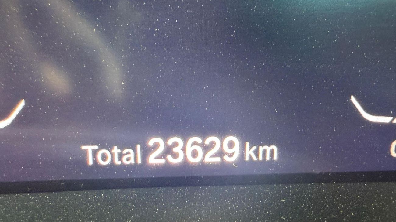 بي أم دبليو X3 Petrol 2.0 Liter ,Right Hand Drive Only For Export Available