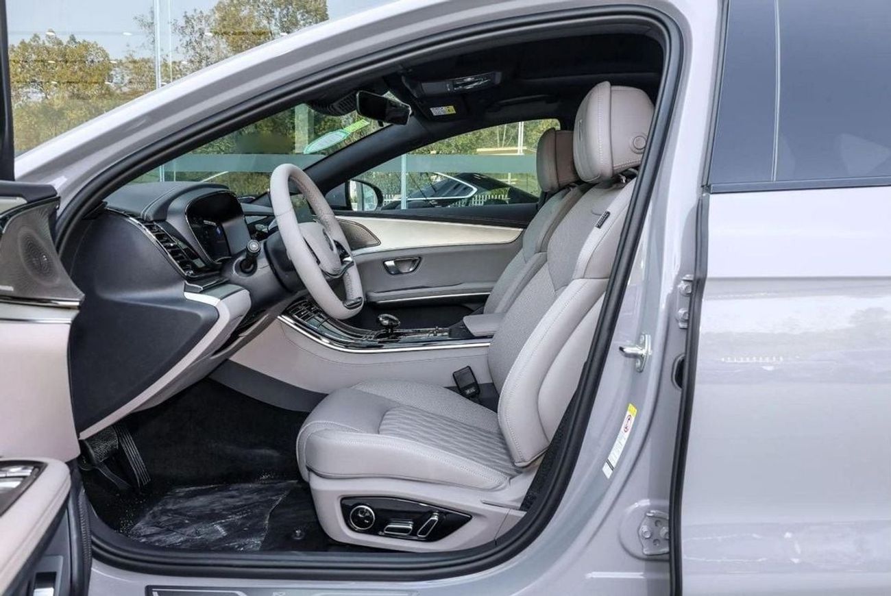 BYD HAN HAN EV 701KM