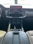 Chevrolet Suburban CHEVROLET SUBURBAN 2021 LT 5.3L RWD / V8