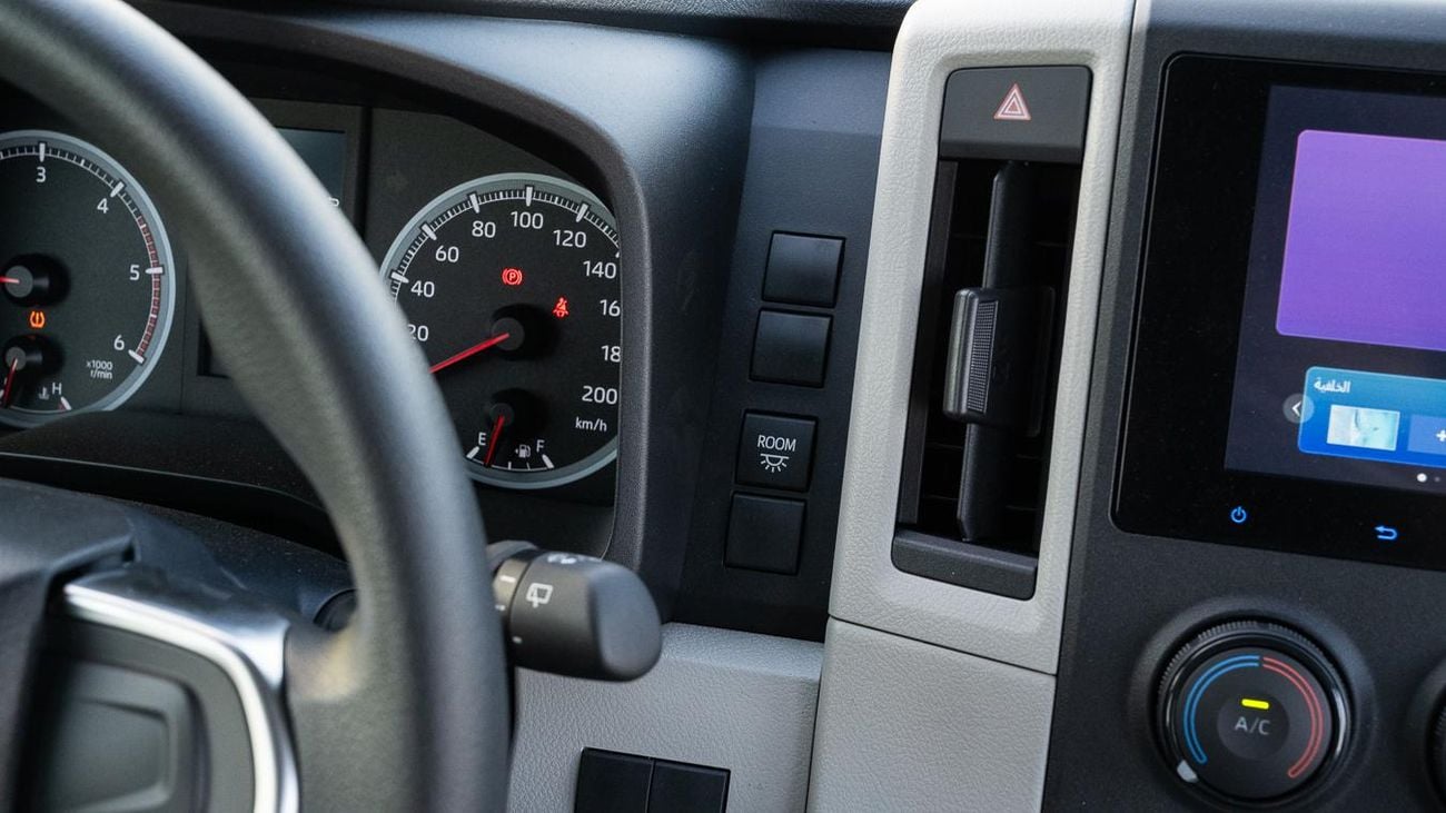 تويوتا هاياس TOYOTA HIACE 2.8L 13STR MT DSL -2026YM