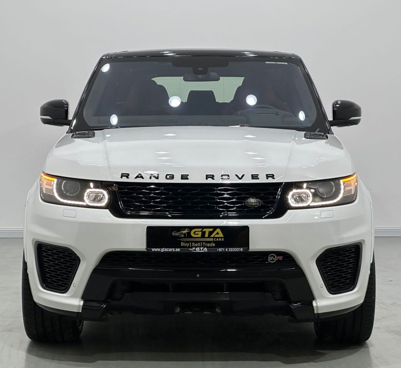 Land Rover Range Rover Sport 2016 Range Rover Sport SVR, Full Range Rover Service History, Full Options, GCC