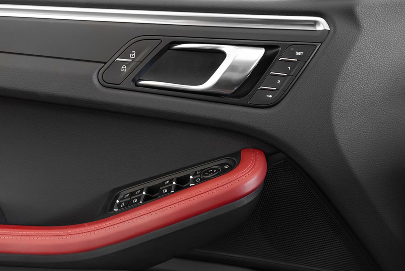 بورش ماكان Std 2.0L (252 HP)