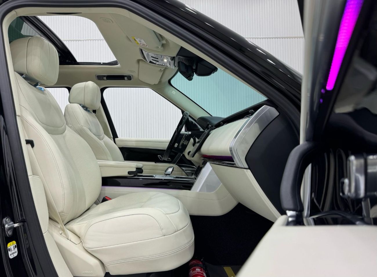 لاند روفر رينج روفر HSE P530 4.4L 2024 Range Rover Vogue HSE, Full Options, Agency Warranty  Service Pack, Full Service