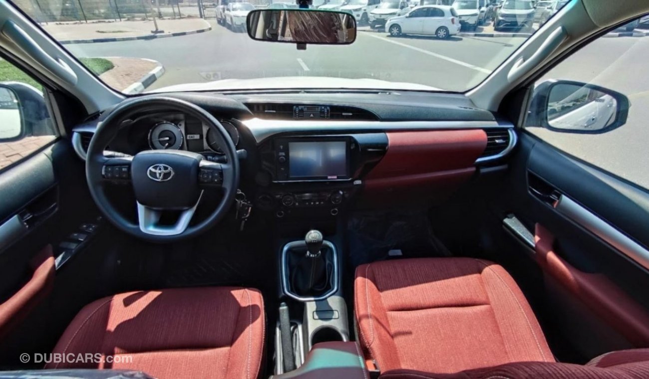 Toyota Hilux S GLX Hilux 2.4L Diesel, V4, 2022, Double Cab, 4x4.