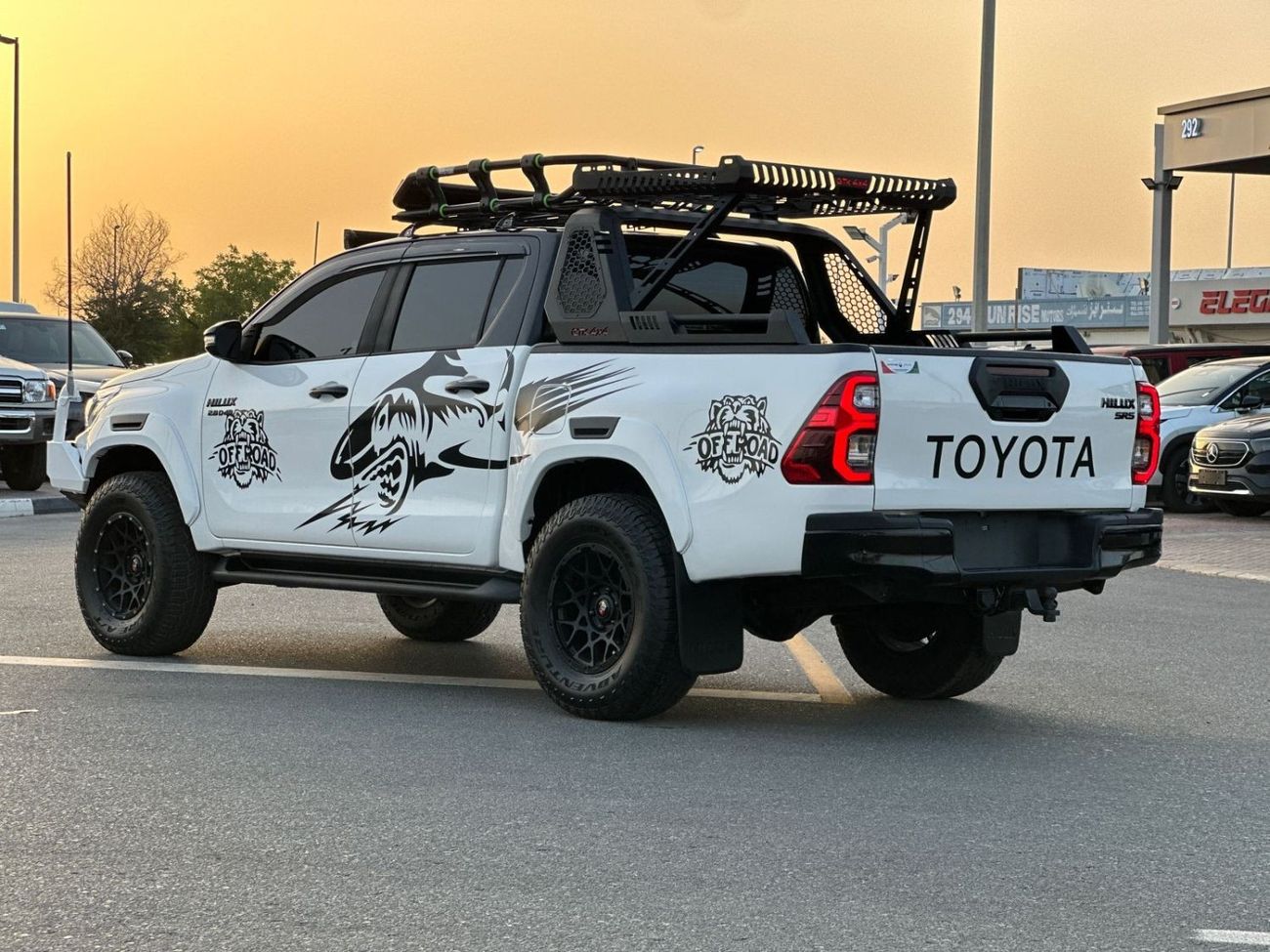 Toyota Hilux HEAVY MODIFICATION | PREMIUM ROOF RACK | SPORTS BAR WITH BASKET | SIDE BODY STICKER | 2.8L DIESEL | 