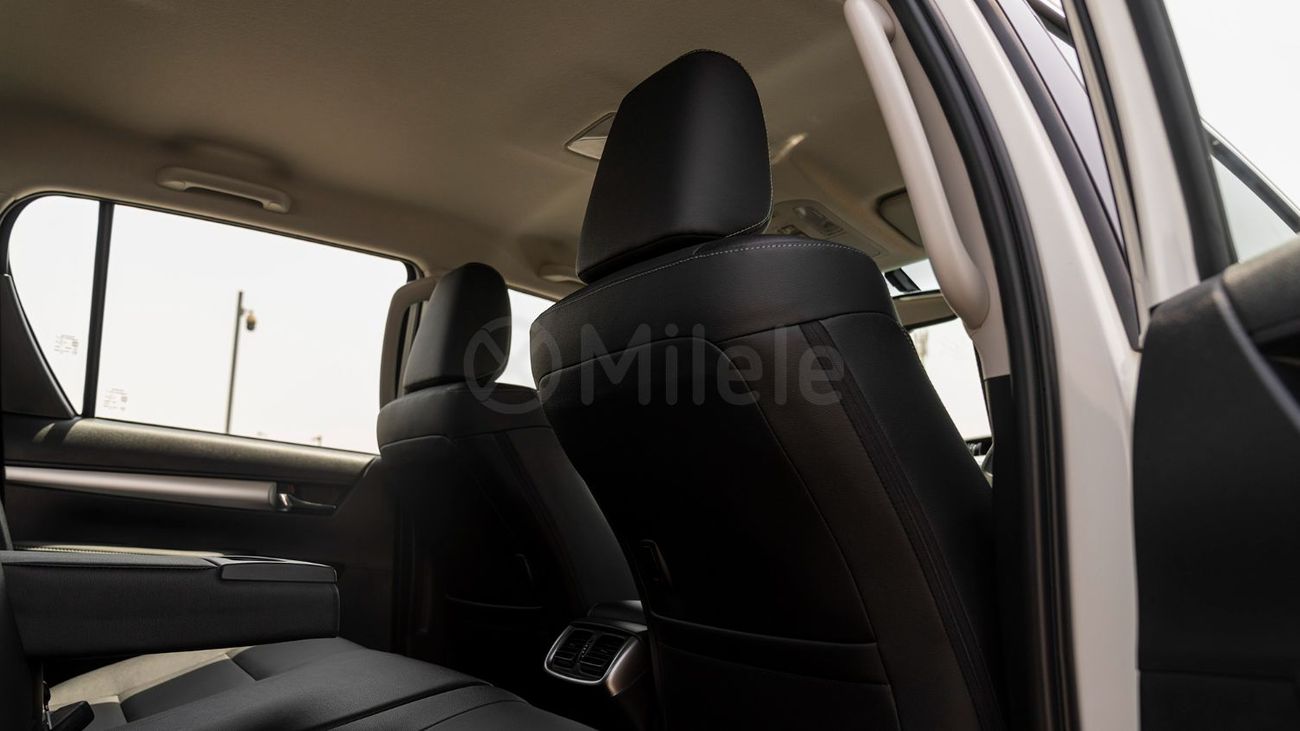 تويوتا هيلوكس (RHD) TOYOTA HILUX DC | EXPORT ONLY