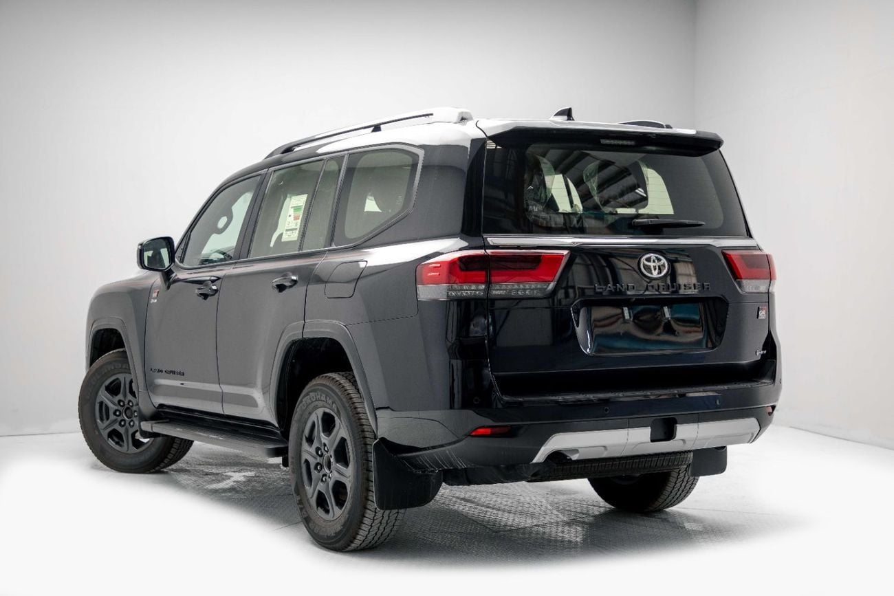 Toyota Land Cruiser LC300 GR-Sport 3.5L Hybrid - Attitude Black Inside GRS Black and Dark Red | Export