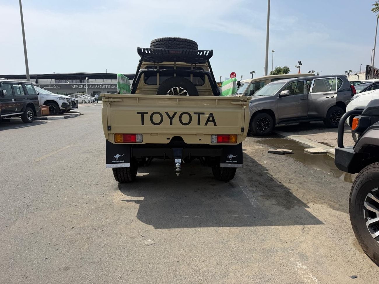 Toyota Land Cruiser 70 Toyota pickup 70 series RHD diesel golden colour