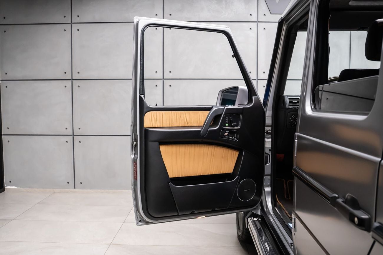 Mercedes Benz G55 AMG STANDARD Mercedes-Benz G55 AMG | 2010 | GCC Specs | Super Clean