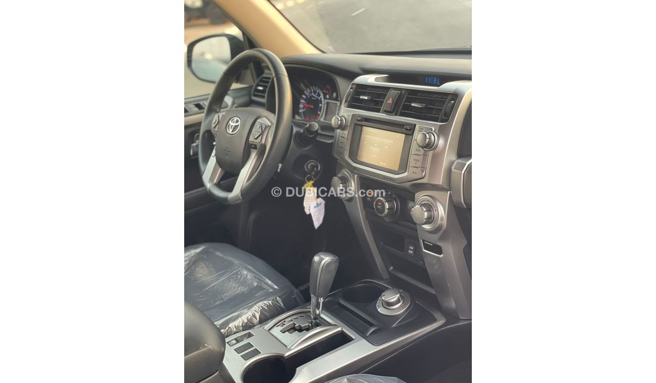 Toyota 4Runner 2019 Toyota 4Runner SR5 Premium 4x4 - 4.0l v6 / Export Only