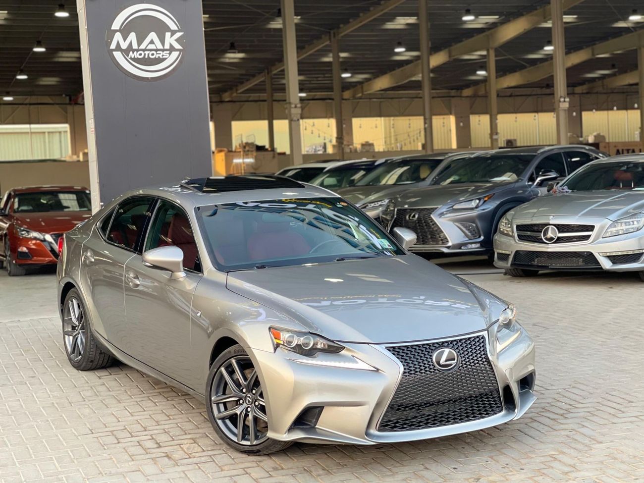 Lexus IS350 F Sport 3.5L (312 HP) F-SPORT 3.5L V6 / FULL OPTION / IN PERFECT CONDITION