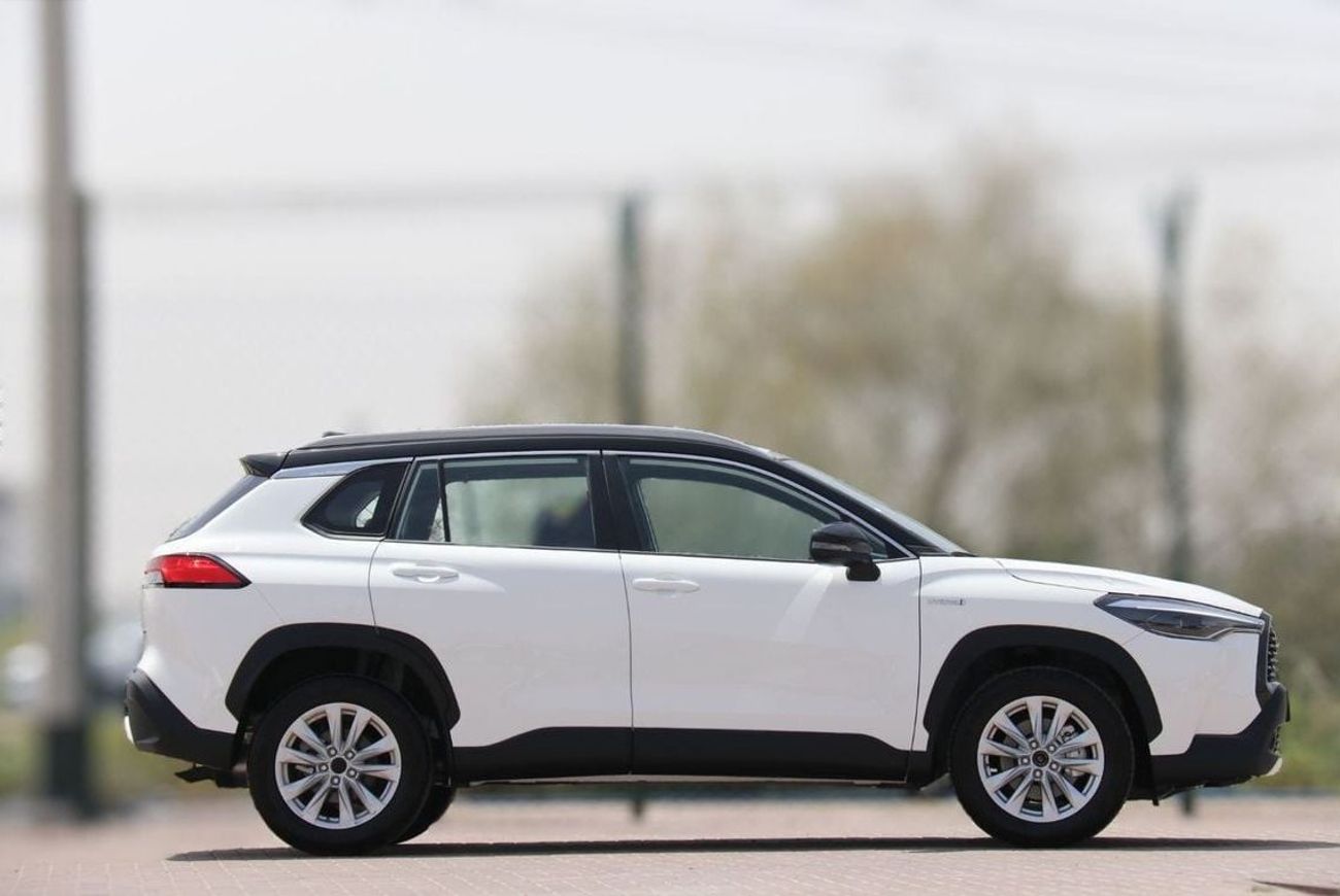 Toyota Corolla Cross Best offer for the new Corolla Cross Hybrid 2024 1.8L contact Now | Terra rosa color interior