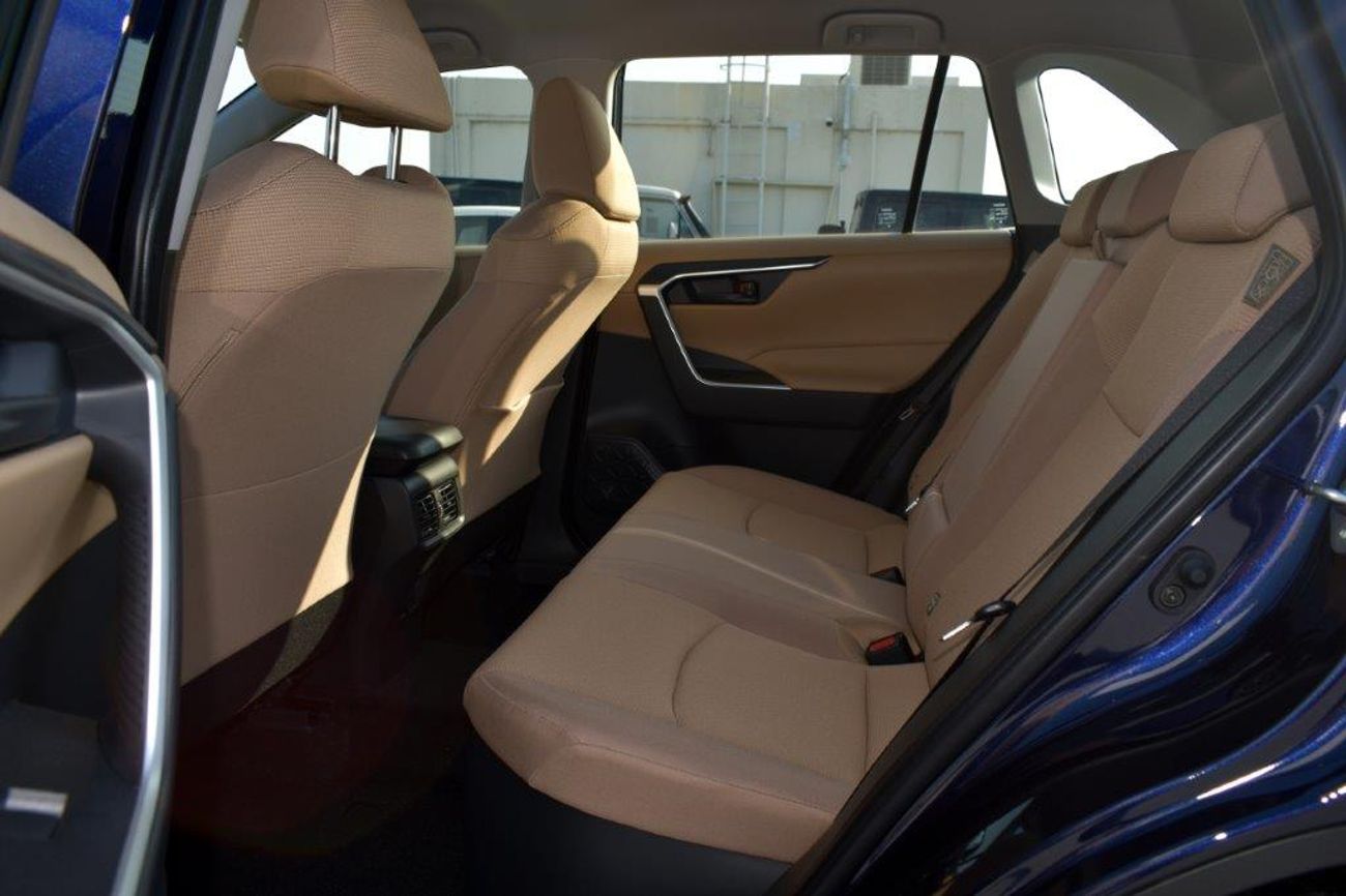 Toyota RAV4 LE Hybrid 2.5L Awd Automatic