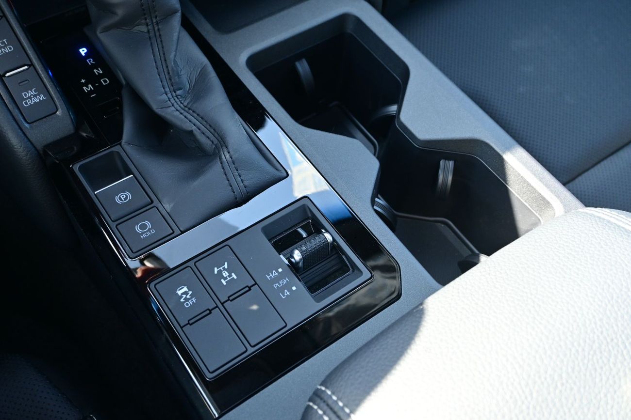 Toyota Prado Toyota Land Cruiser Prado All Rounder, Omani 2.4L Turbo, 4WD, Model 2025