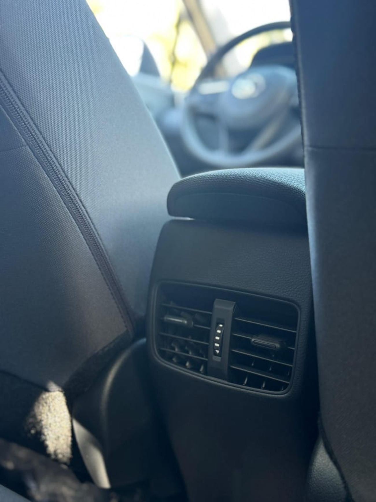 تويوتا كورولا كروس ✨(*Toyota Corolla Cross Hybrid)*✨ *Model*: 2025 *Price*: 76,000 AED *Mileage: 0 km/h *Price does not