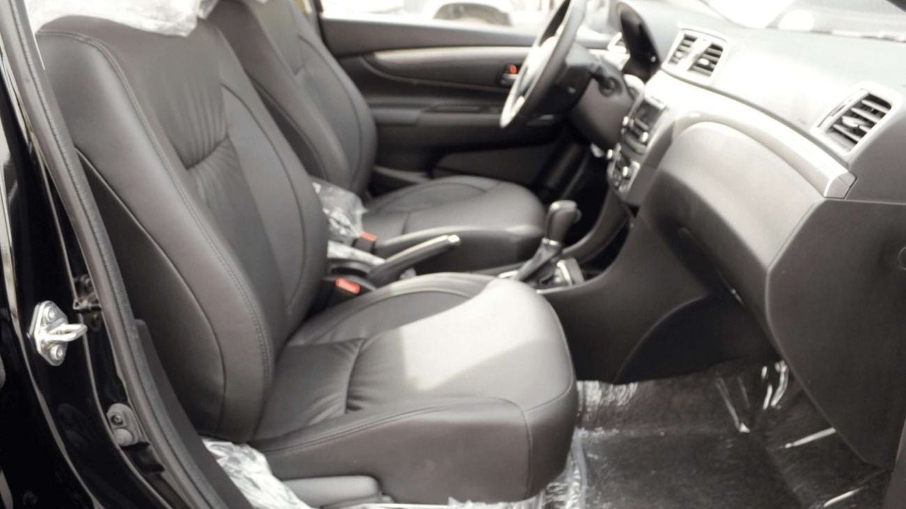 Suzuki Ciaz SUZUKI CIAZ 1.5L AT 2023 GLX